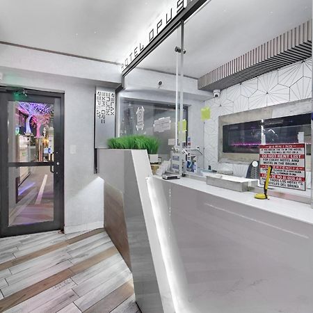 Hotel Opus Bronx Near Bay Plaza Mall New York Kültér fotó