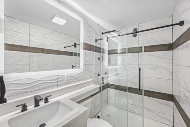 Hotel Opus Bronx Near Bay Plaza Mall New York Kültér fotó