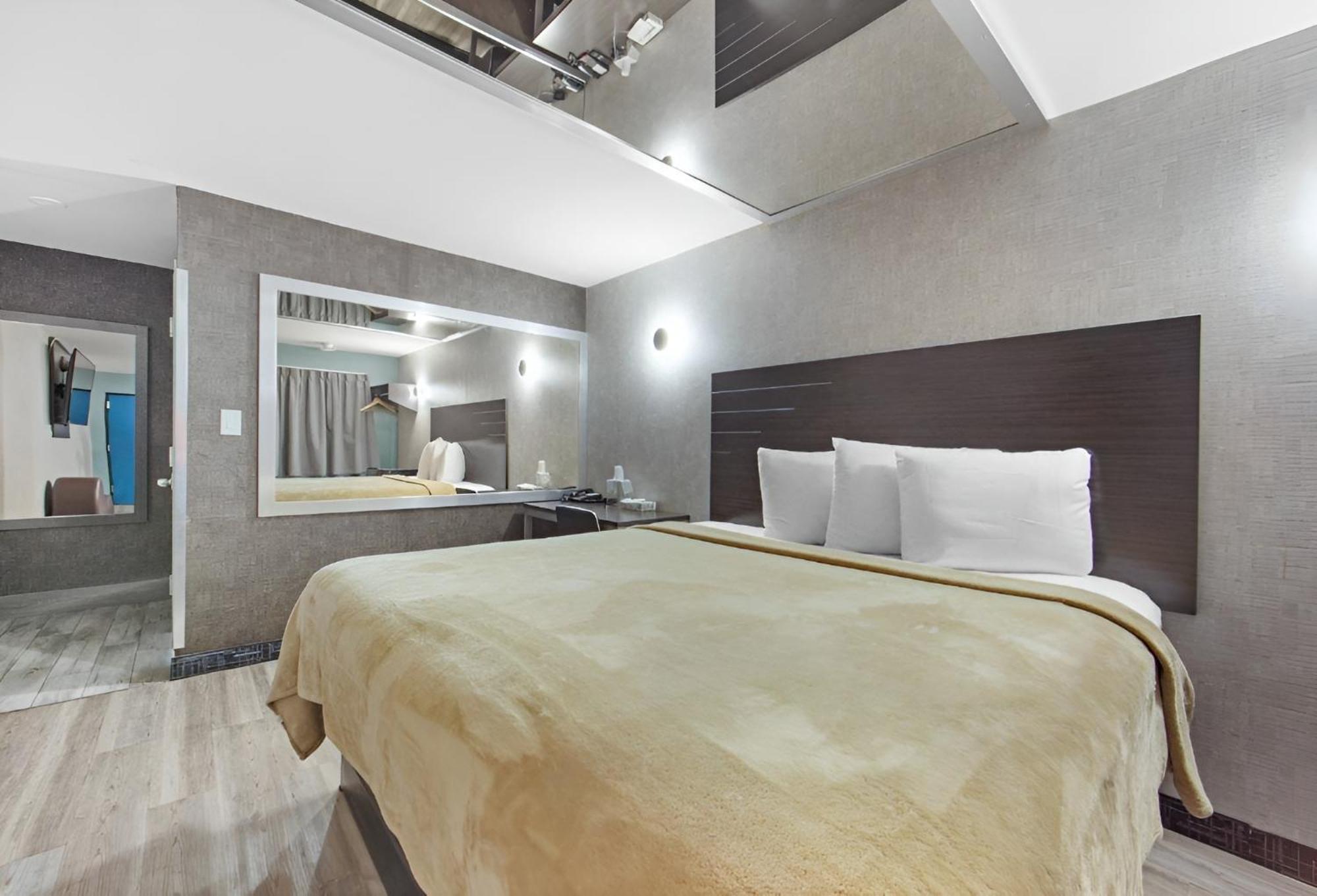 Hotel Opus Bronx Near Bay Plaza Mall New York Kültér fotó
